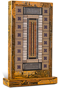 Œuvre nommée "Mono": totem cybertrasth du sculpteur Rémy Tassou. (vue principale - vignette)